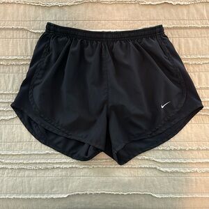 Women’s Nike Tempo Shorts
